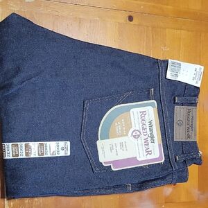 Wrangler Men's Dark Blue Relaxed Jeans